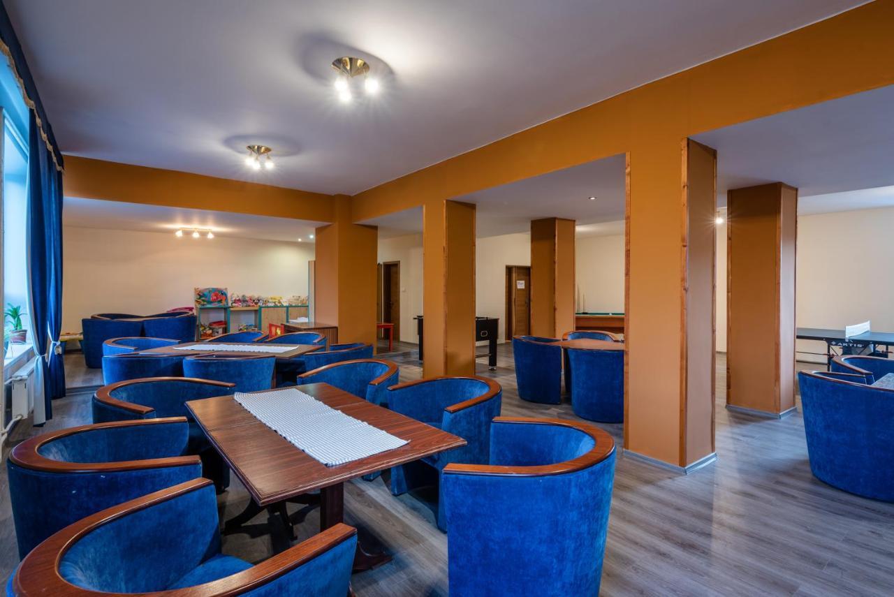 Hotel Poludnica Liptovsky Mikulas Bagian luar foto