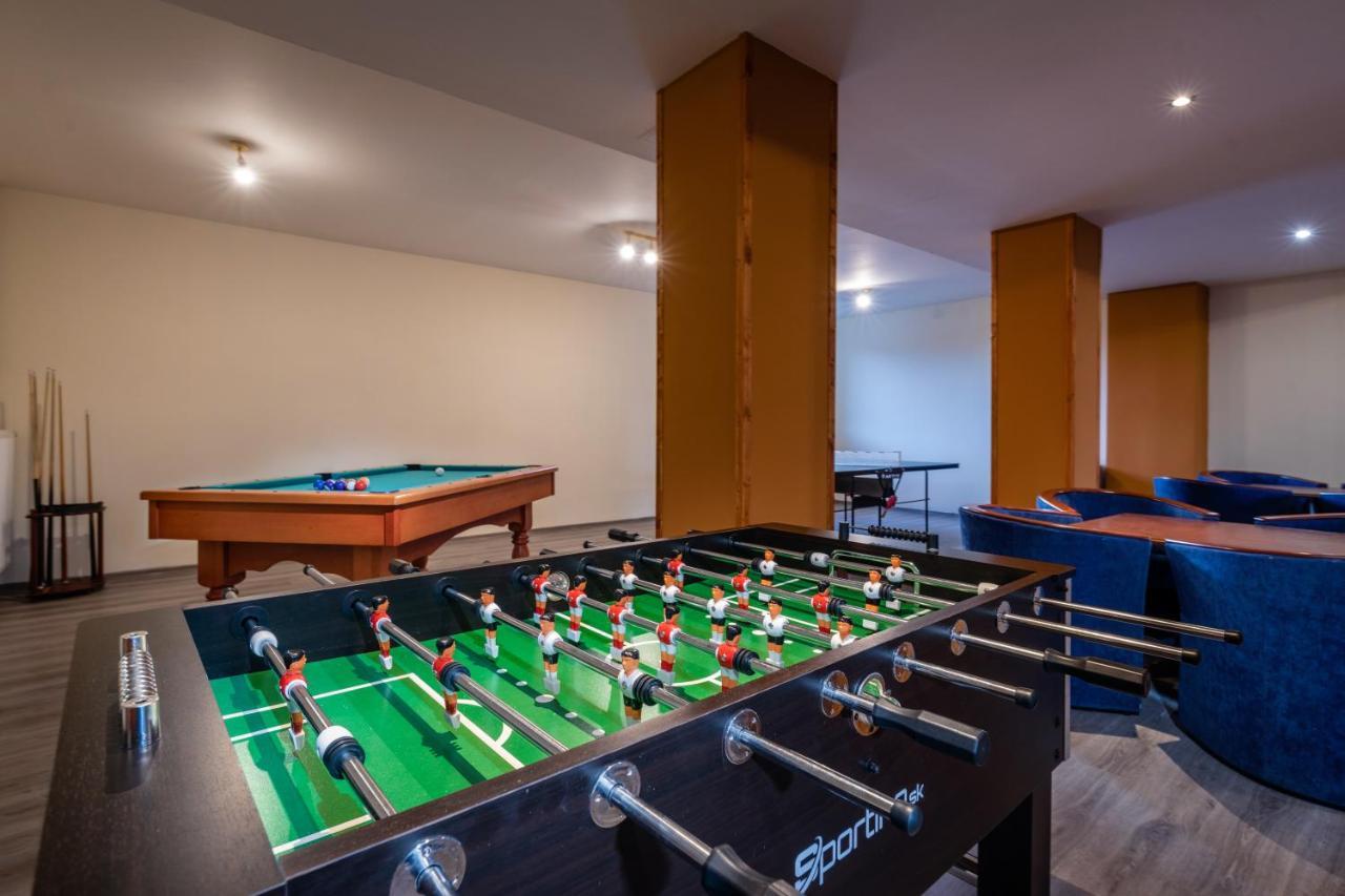 Hotel Poludnica Liptovsky Mikulas Bagian luar foto